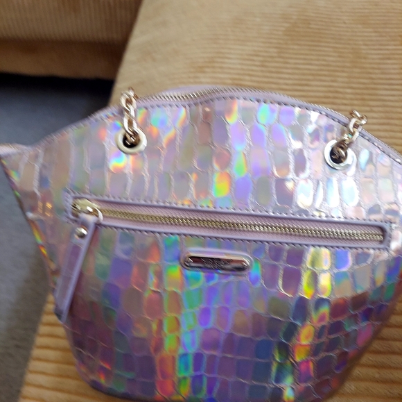 Sharif Holographic Floral Embroidered Quilted Metallic Leather Women's Bag - Picture 5 of 15